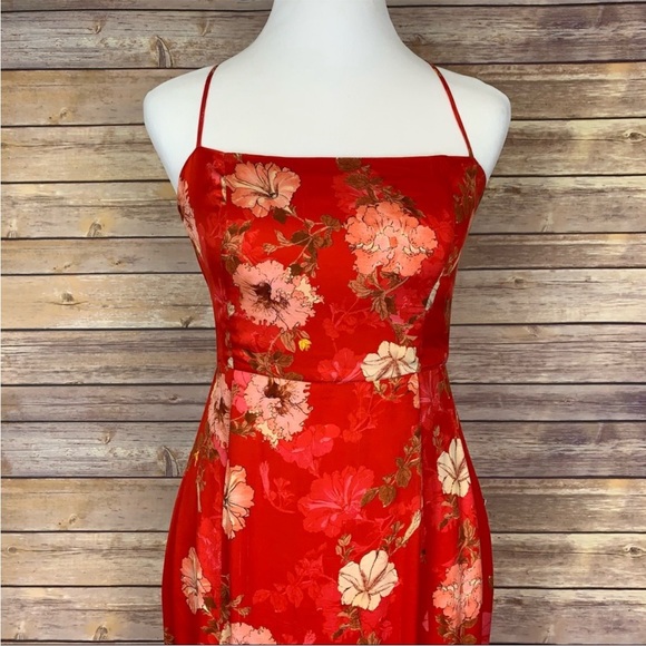 MAJORELLE Marissa Candy Apple Lace up Maxi Dress - Picture 9 of 13